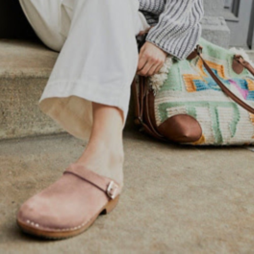 MIA Alma Clog - Size 37 - Blush Suede - Free PeopIe
